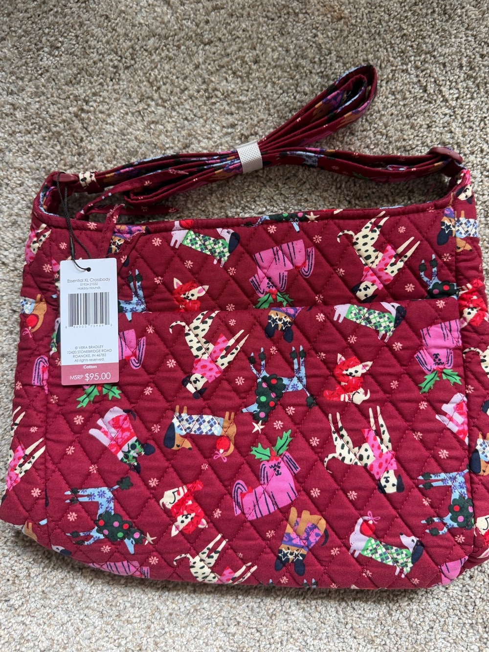 Vera Bradley NWT Essential XL Crossbody Christmas Dogs Print